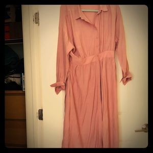 Long dress with side slots